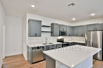 Building Photo - 16886 W Diana Ave