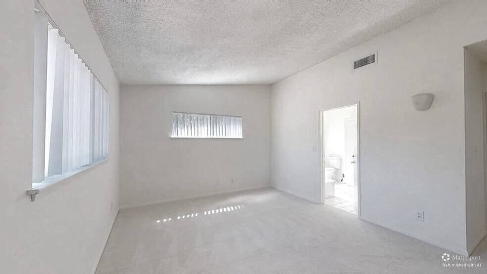 Building Photo - 22545 Hatteras St