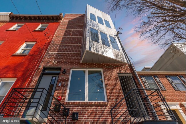 Building Photo - 1423 N 8th St