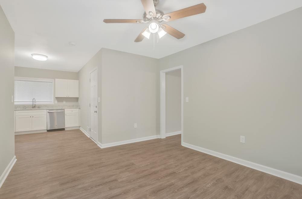 Building Photo - 2148 Green Forrest Dr