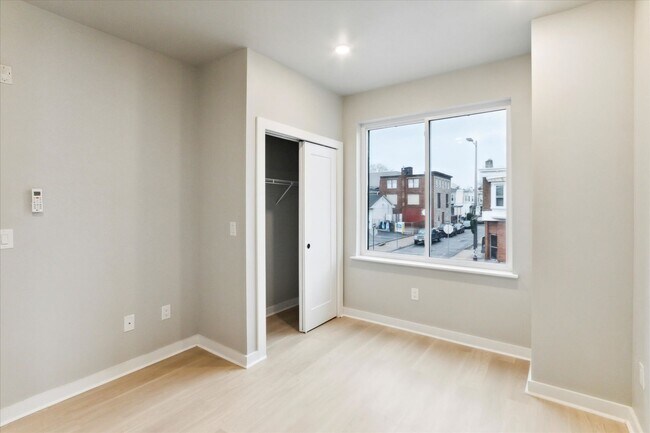 Building Photo - 316 S 52nd St