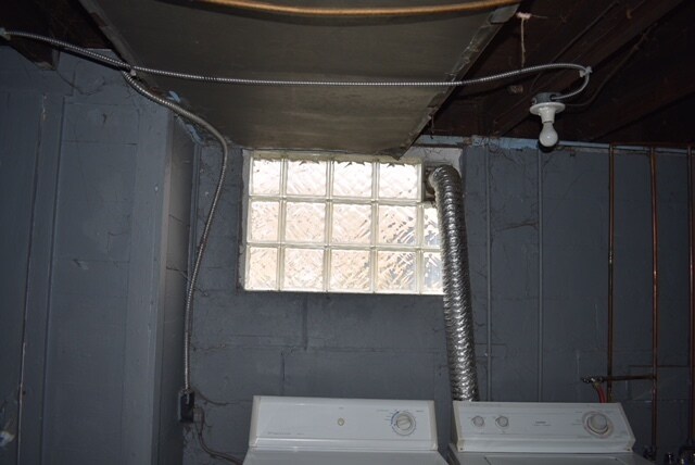 Building Photo - 136-136 Cleveland St