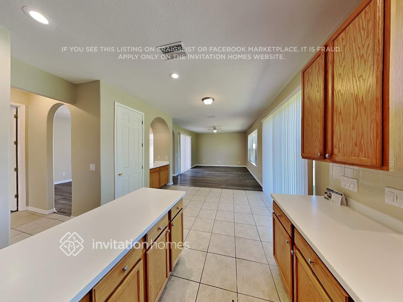Building Photo - 20351 Chestnut Grove Dr
