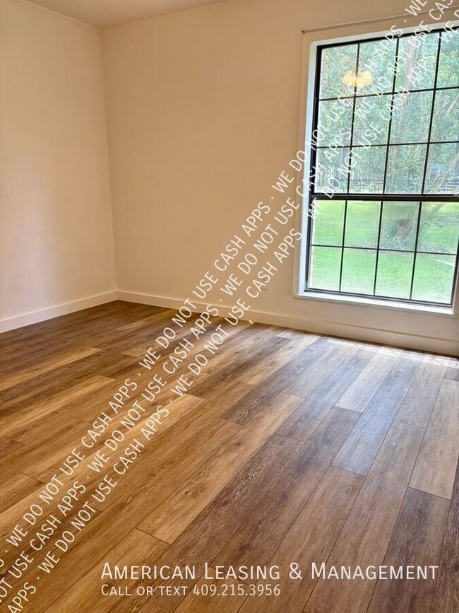 Building Photo - 747 Brookwood Dr