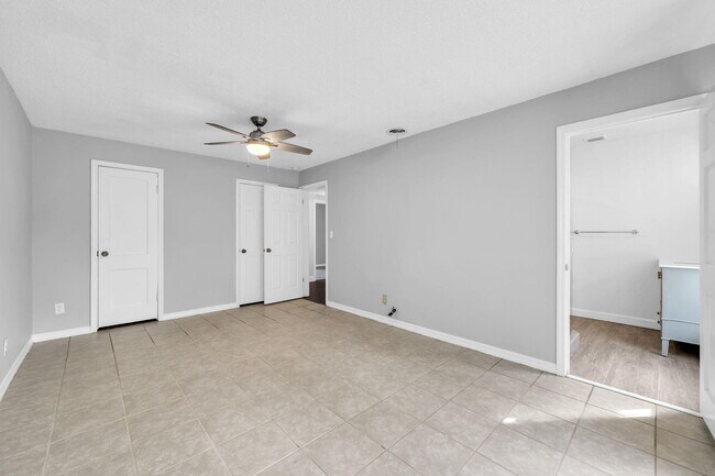Building Photo - 358 Kepner Dr NE