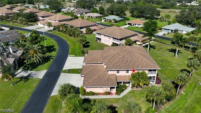 Building Photo - 19999 Lake Vista Cir