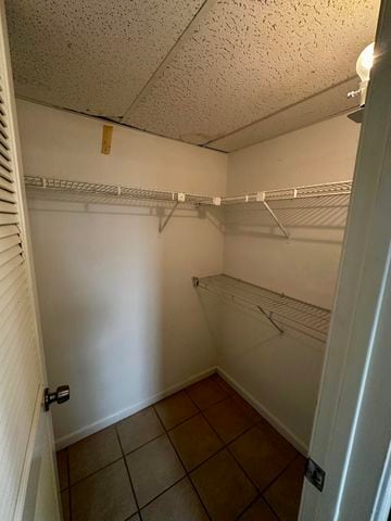 Building Photo - 4247 Oak Terrace Dr