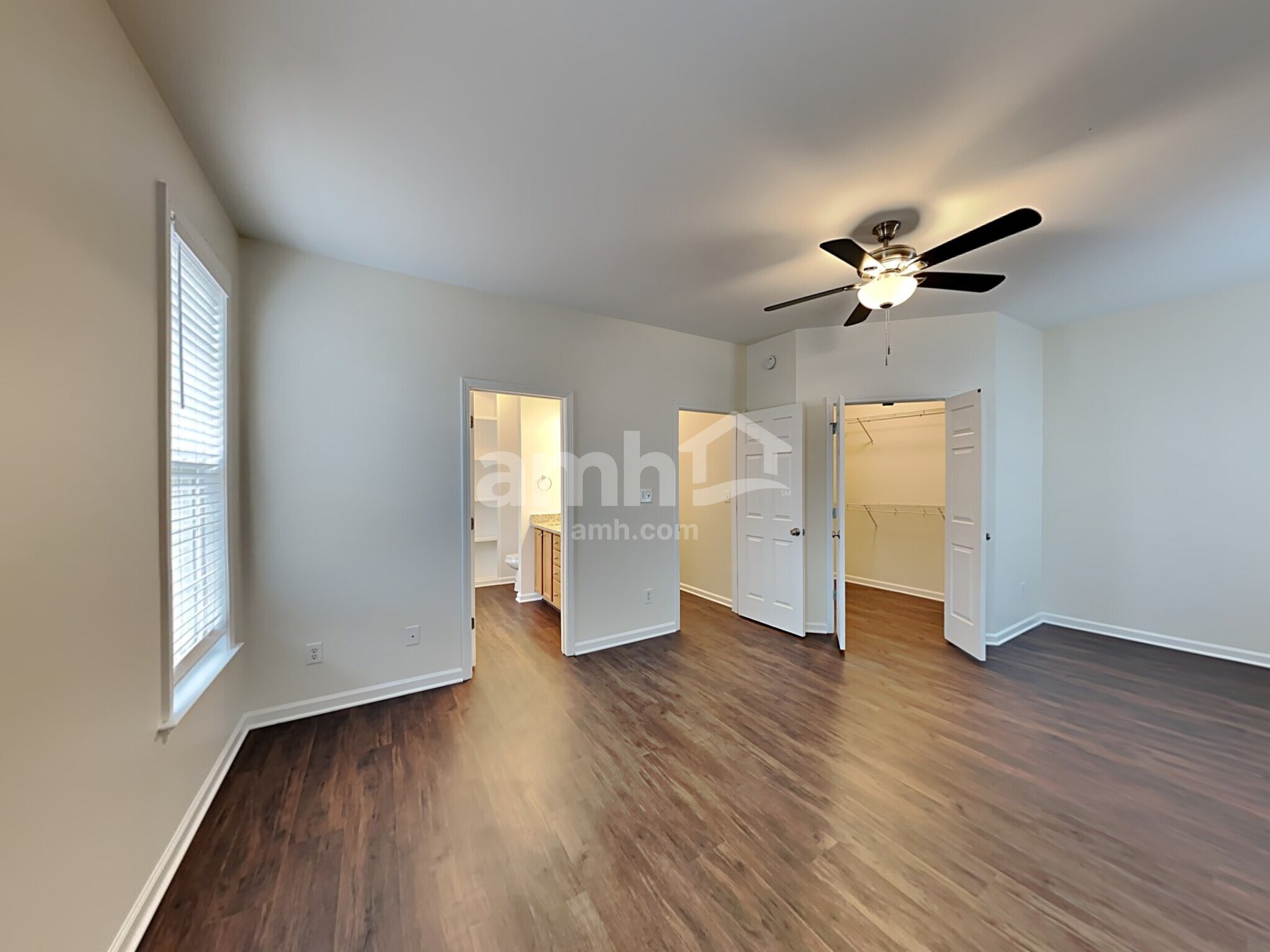 Building Photo - 821 Maurepas Dr
