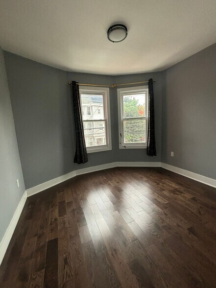 Building Photo - 808 S 17th St
