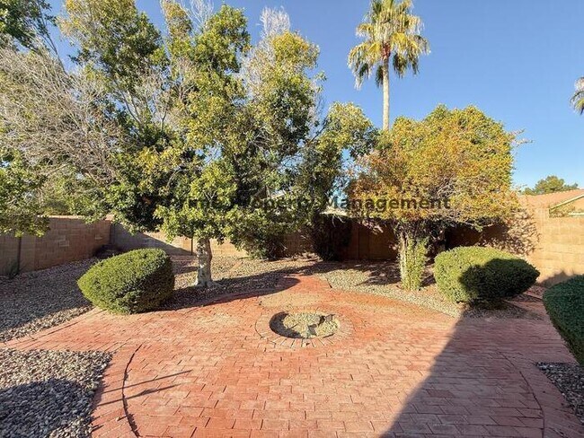 Building Photo - 6874 W Blackhawk Dr