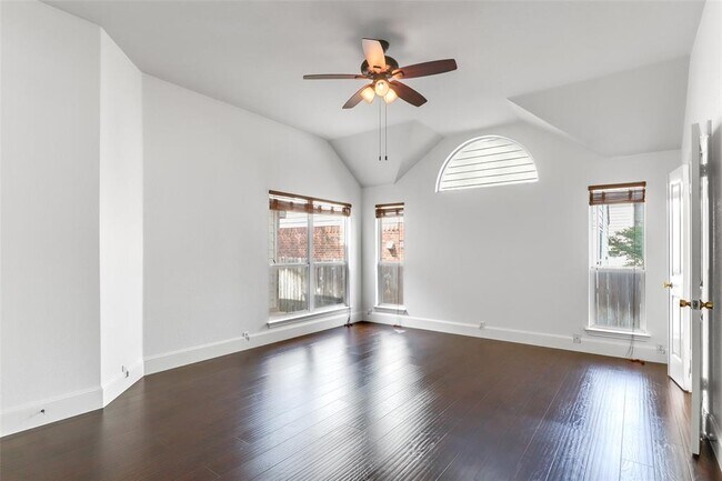 Building Photo - 2308 Kimra Ln