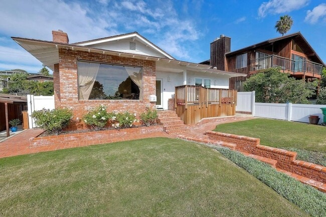 Building Photo - 1166 Agate St