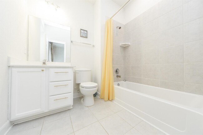 Building Photo - 15406 Easton Gate Ln