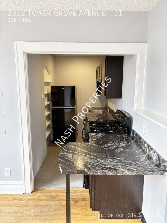 Building Photo - $835 - Studio / 1 Bath apartment in the Sh...