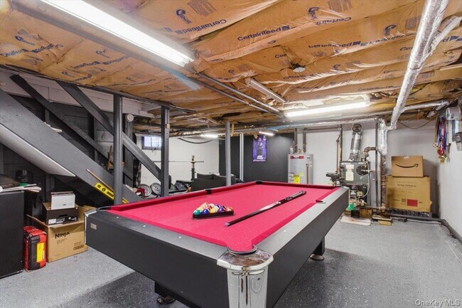 Building Photo - 37 Longview Dr