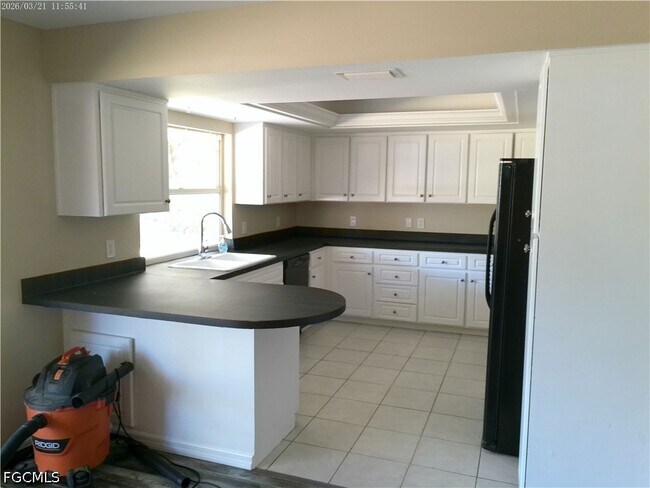 Building Photo - 1441 SE 11th St