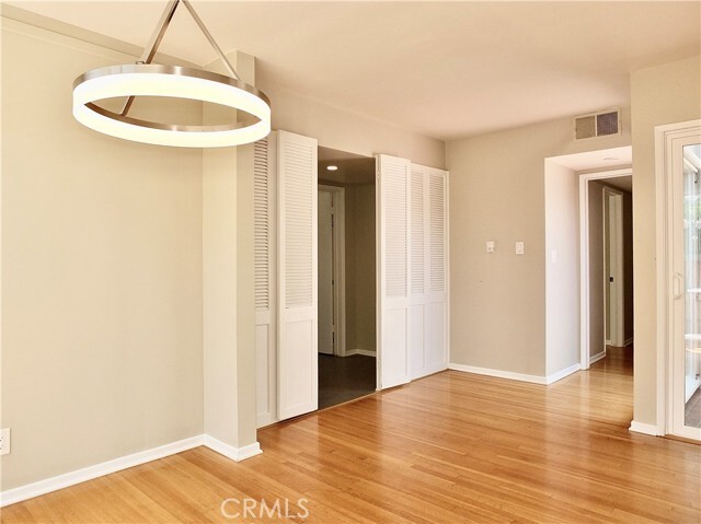 Building Photo - 617 Sandpiper Dr