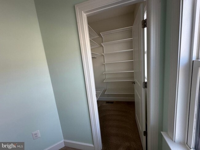 Building Photo - 3697 Ambrose Hills Rd