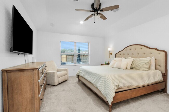 Building Photo - 8217 Boundary Waters Dr