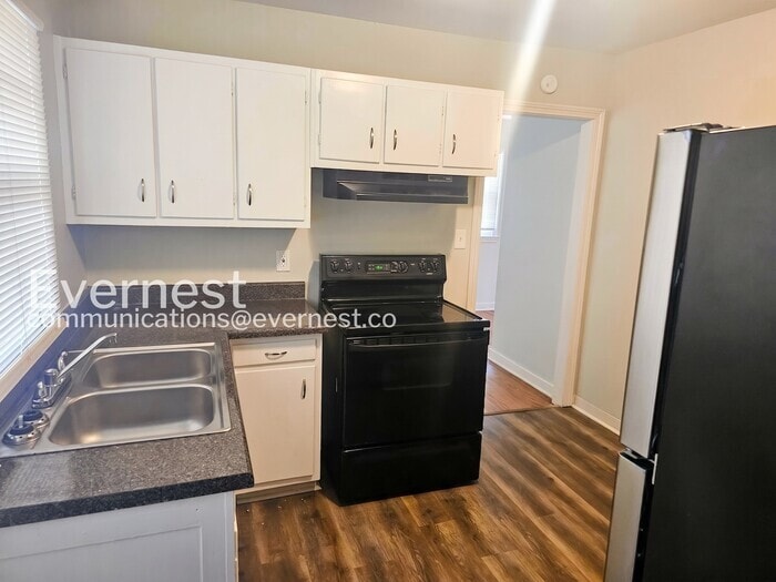 Building Photo - 1101 49th St Ensley