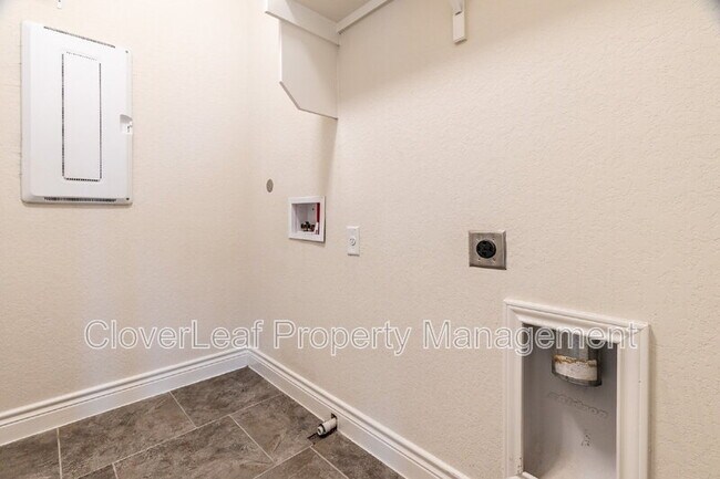 Building Photo - 6757 Concho Crk