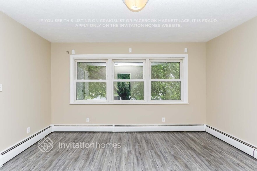 Building Photo - 835 Marengo Ave