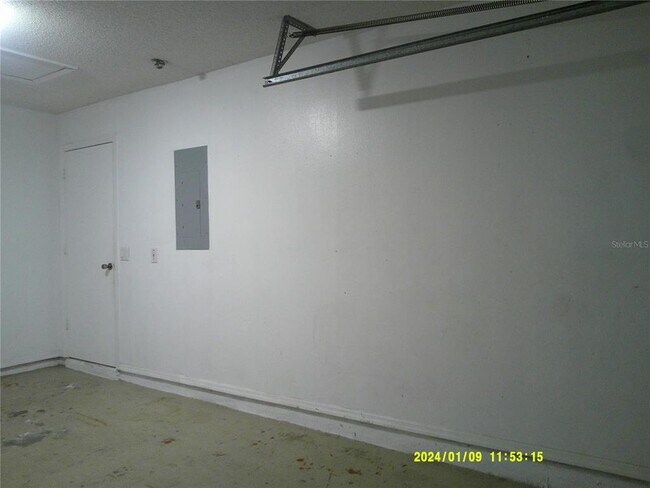 Building Photo - 2612 Walden Ct
