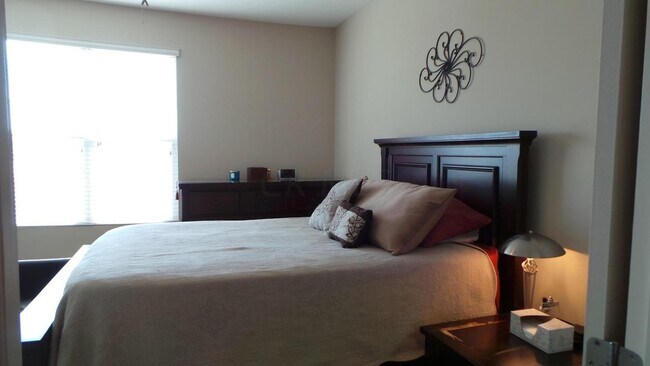 Building Photo - 6337 Chetti Dr