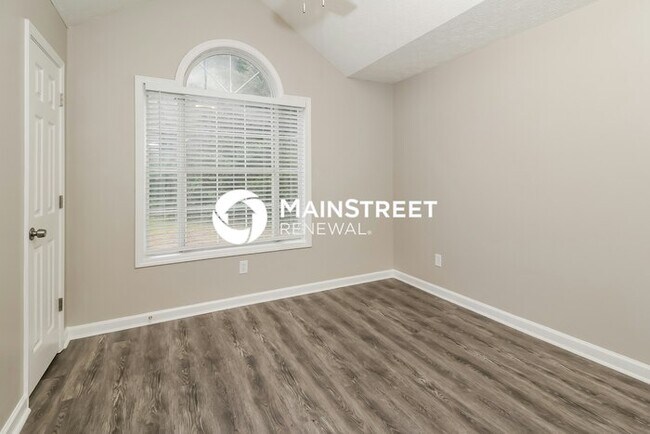 Building Photo - 3 Bedroom Pet-Friendly Home in Covington, ...