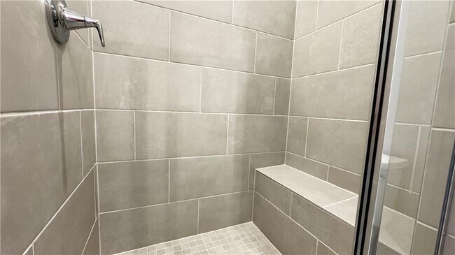 Building Photo - 1043 Bullpen Bluffs