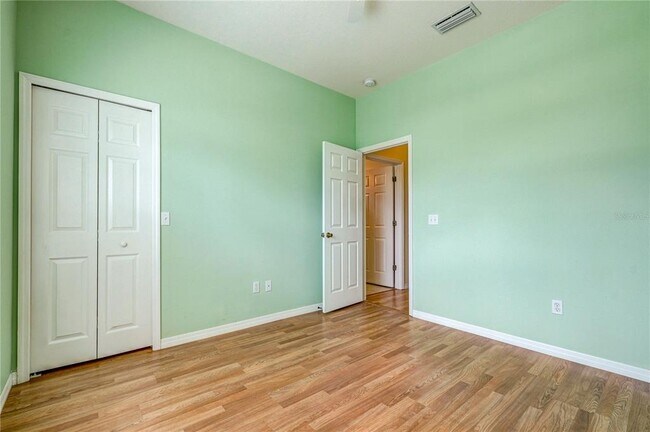 Building Photo - 5621 52nd Ave W