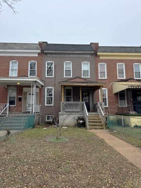 Building Photo - 2843 W Garrison Ave
