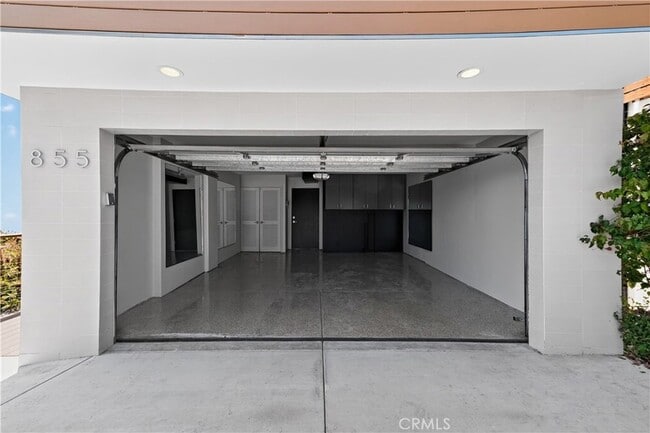 Building Photo - 855 Santa Ana St