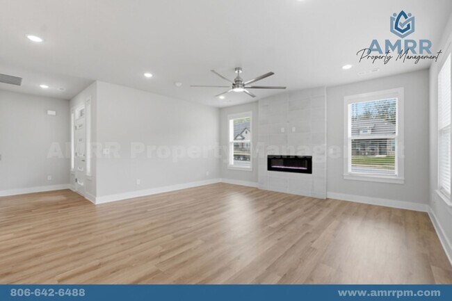Building Photo - 1124 Bunker Dr