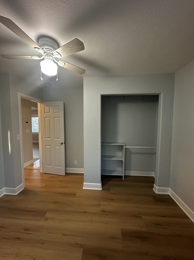 Building Photo - 1111 87th Ave