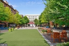 Building Photo - 16 Rockcrest Cir