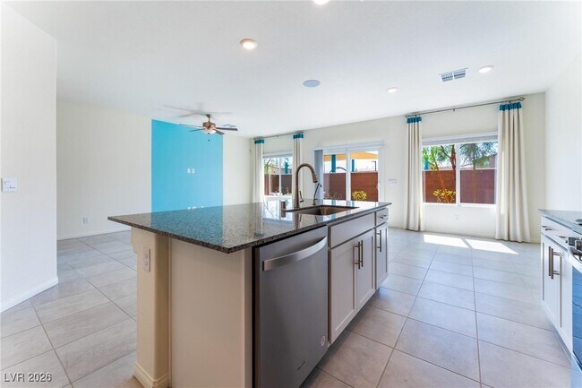 Building Photo - 1825 Jennifer Brk Pl