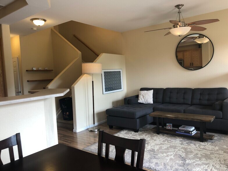 Mail Level - 10441 Truckee St