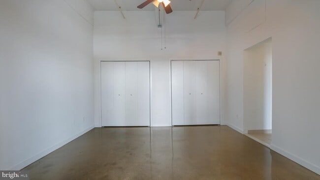 Building Photo - 444 N 4th St