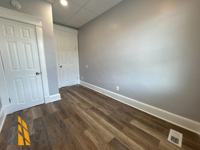 Building Photo - Updated 4 Bedroom Home in the Heart of Bal...