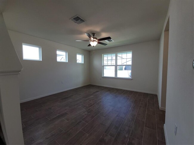 Building Photo - 17204 Adoro Dr