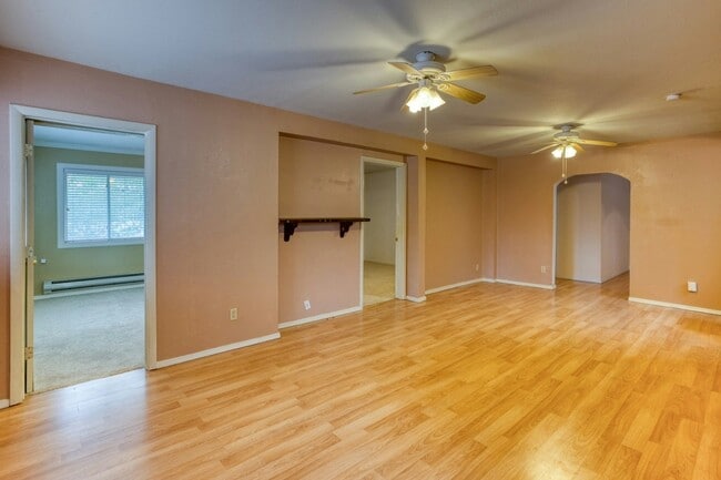 Building Photo - 2073 Thousand Pines Dr