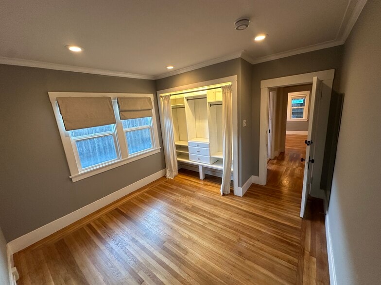 Building Photo - 2755 Vallecito Pl