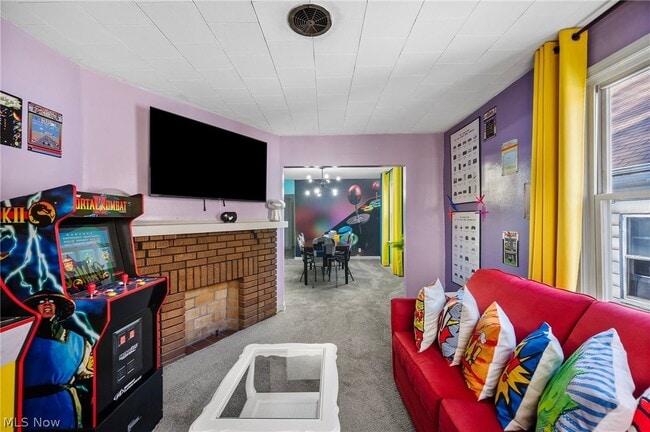 Building Photo - 9519 Preston Ave