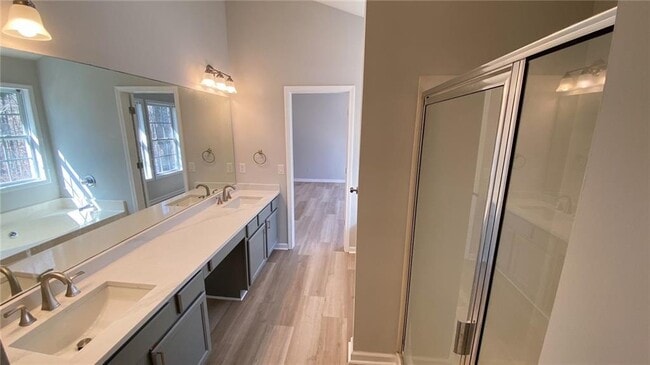 Building Photo - 325 Pintail Ct