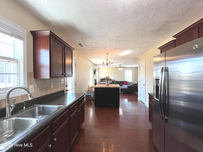 Building Photo - 229 Chamberlin Boulevard