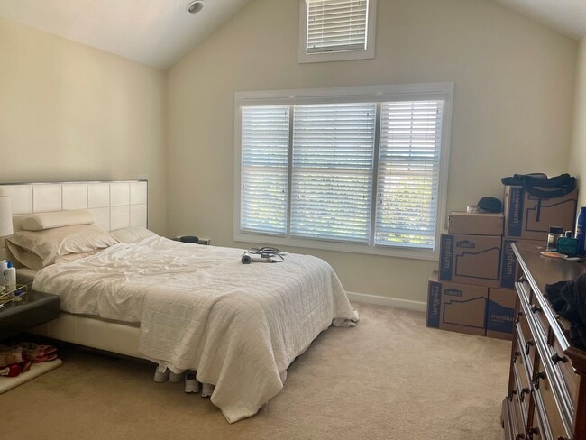 Building Photo - Gorgeous 3 story, 3 bed home in Ocean Park!