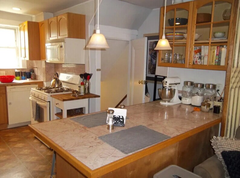 Building Photo - 321 Alewife Brook Pky