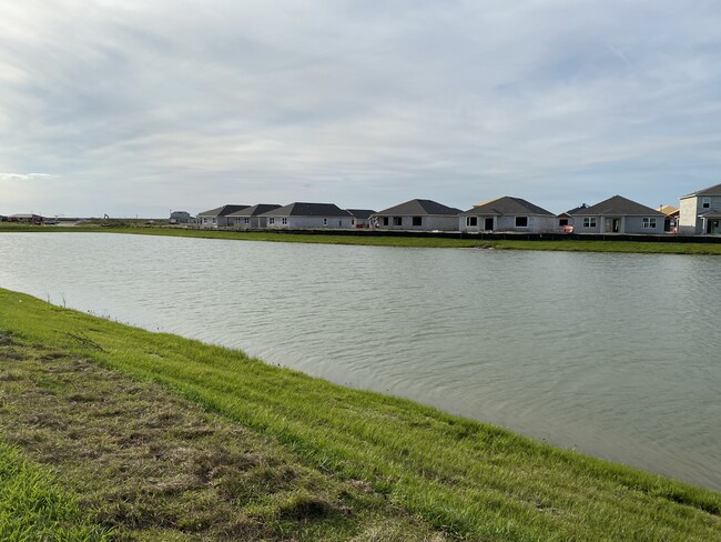 Building Photo - 10789 SW Cremona Way