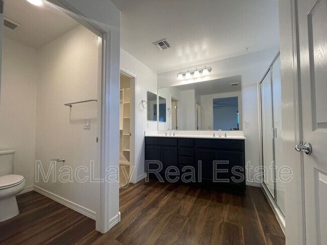 Building Photo - 1708 S 82nd Way